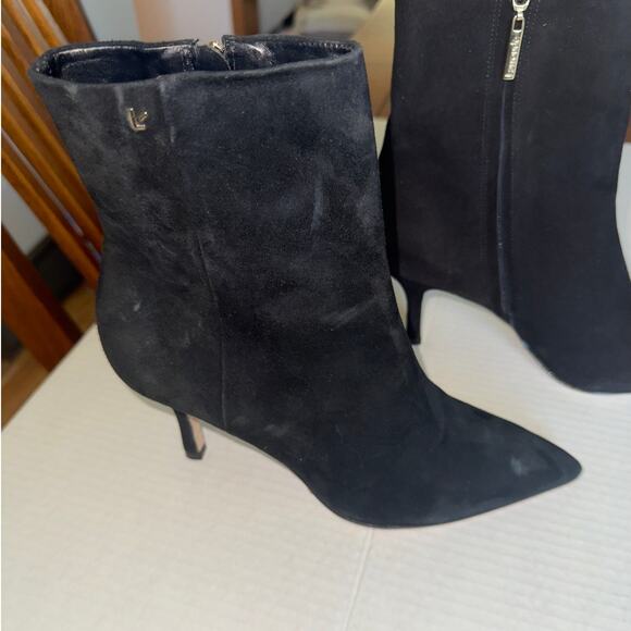 Larroudé Mini Kate in Black Suede 3 inch Heel - Picture 15 of 16
